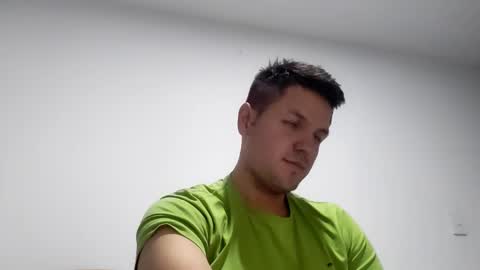 cristopher3042 online show from 02-09-25, 02:06