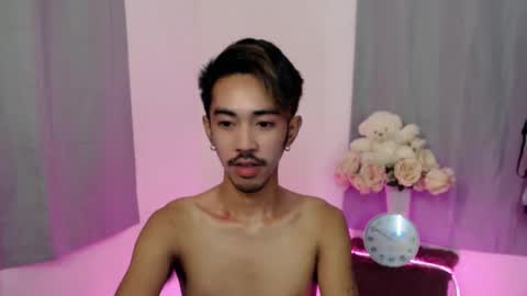 crocodale online show from 10-14-25, 09:21