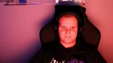 Anderson online show from 11-26-25, 05:25