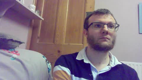 Snapshot of cropper4fun chatting on 11-06-25, 06:20 Cropper online show from 11-06-25, 06:20