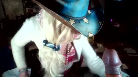 Snapshot of crossdrsr1 chatting on 12-01-25, 10:37 crossdrsr1 online show from 12-01-25, 10:37