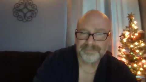 Snapshot of cruising_guy chatting on 12-31-24, 09:28 fun guy online show from 12-31-24, 09:28