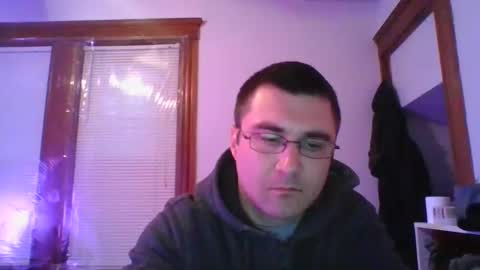 Snapshot of crush380 chatting on 01-06-25, 09:32 Crush380 online show from 01-06-25, 09:32