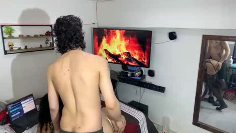 crystal5358 online show from 12-15-25, 07:12