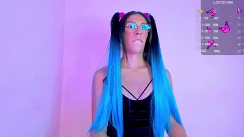 Snapshot of crystal_channel1 chatting on 10-23-25, 02:22 CRYSTAL online show from 10-23-25, 02:22