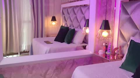 crystal_gilton online show from 01-16-26, 07:07