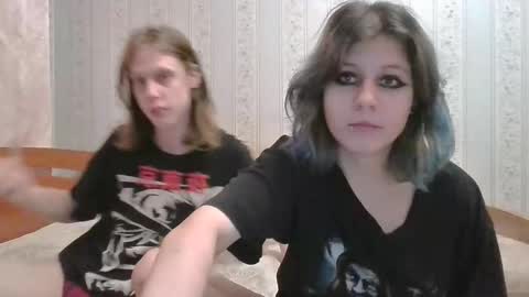 Snapshot of crystal_porn_love chatting on 12-05-24, 02:55 Crystal and Marcl online show from 12-05-24, 02:55