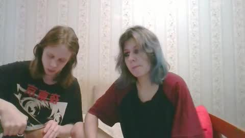Snapshot of crystal_porn_love chatting on 12-06-24, 10:27 Crystal and Marcl online show from 12-06-24, 10:27