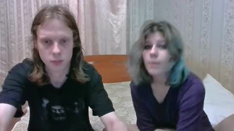 Snapshot of crystal_porn_love chatting on 12-10-24, 09:22 Crystal and Marcl online show from 12-10-24, 09:22