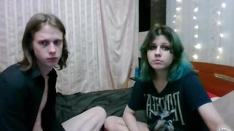 Snapshot of crystal_porn_love chatting on 12-27-24, 11:42 Crystal and Marcl online show from 12-27-24, 11:42