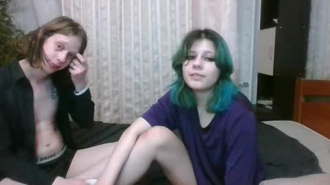 Snapshot of crystal_porn_love chatting on 01-23-25, 04:41 Crystal and Marcl online show from 01-23-25, 04:41