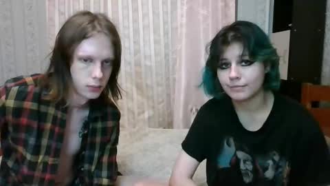 Snapshot of crystal_porn_love chatting on 02-01-25, 03:30 Crystal and Marcl online show from 02-01-25, 03:30