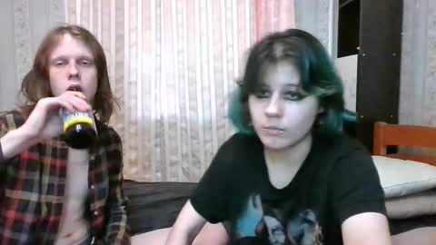 Snapshot of crystal_porn_love chatting on 02-02-25, 09:19 Crystal and Marcl online show from 02-02-25, 09:19
