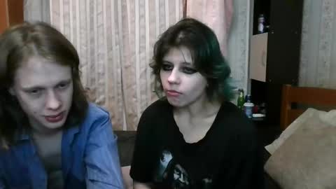 Snapshot of crystal_porn_love chatting on 02-20-25, 01:25 Crystal and Marcl online show from 02-20-25, 01:25