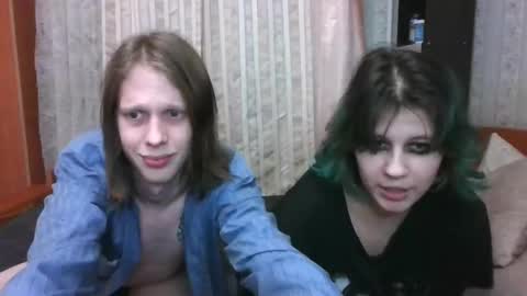 Snapshot of crystal_porn_love chatting on 02-20-25, 10:26 Crystal and Marcl online show from 02-20-25, 10:26