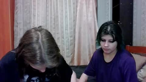 Snapshot of crystal_porn_love chatting on 02-28-25, 03:59 Crystal and Marcl online show from 02-28-25, 03:59