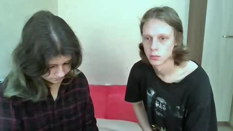 Snapshot of crystal_porn_love chatting on 09-28-25, 01:16 Crystal and Marcl online show from 09-28-25, 01:16