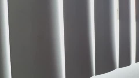 Crystal Blaze online show from 10-20-25, 01:11