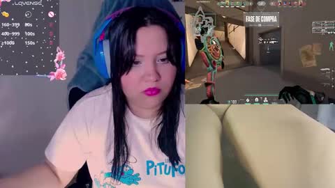 Snapshot of crystal_velvet01 chatting on 12-03-24, 04:36 crystal online show from 12-03-24, 04:36