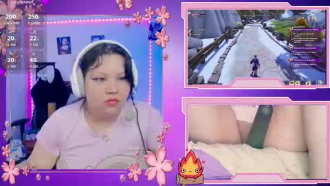 Snapshot of crystal_velvet01 chatting on 02-04-26, 11:31 crystal online show from 02-04-26, 11:31