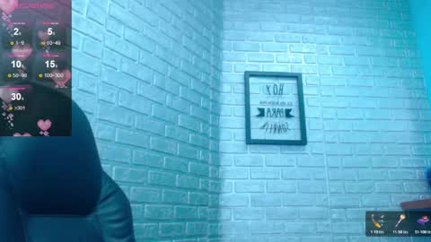 Snapshot of crystal_walls chatting on 11-20-25, 09:14 I AM CRYSTAL online show from 11-20-25, 09:14