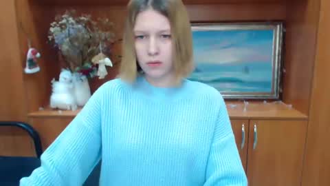 Stella online show from 01-17-25, 03:22