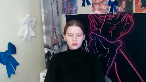 Stella online show from 02-17-26, 01:07