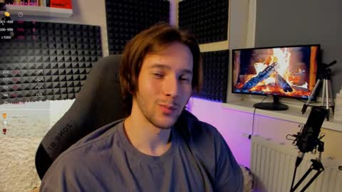 Crys online show from 12-17-24, 03:50