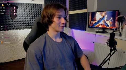 Crys online show from 12-18-24, 07:52