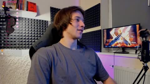 Crys online show from 12-18-24, 10:57