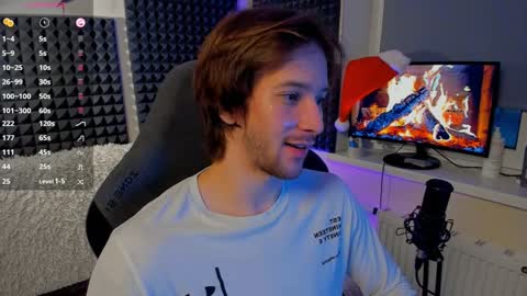 Crys online show from 12-30-24, 08:25