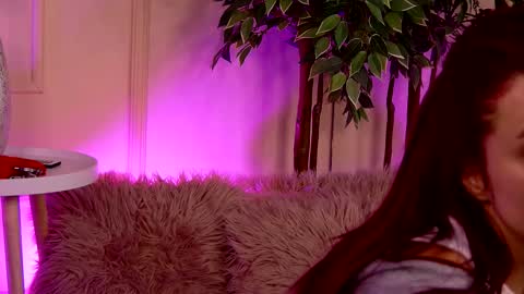 crystallred online show from 03-01-26, 05:53