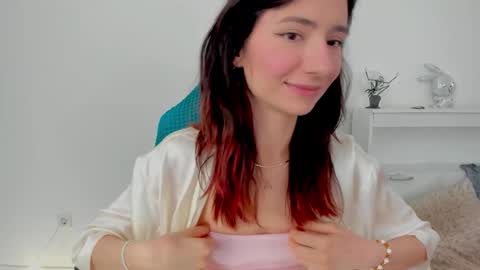 Maria online show from 11-16-25, 03:01