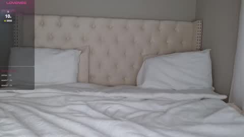 Nikki online show from 12-23-25, 01:47