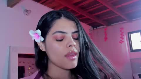 Cristal  online show from 10-15-25, 12:05