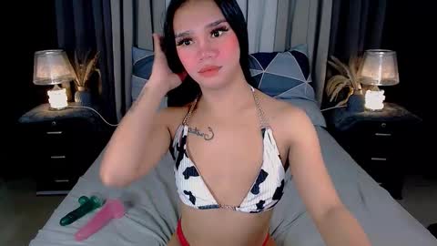 bea takashi  online show from 09-29-25, 08:52