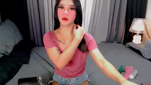 bea takashi  online show from 10-25-25, 09:17