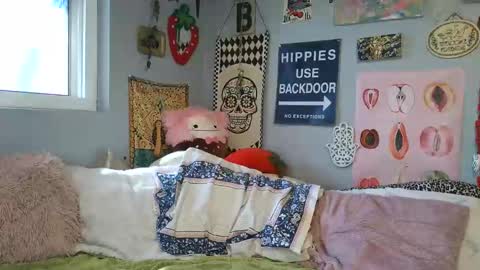     online show from 02-14-26, 09:44