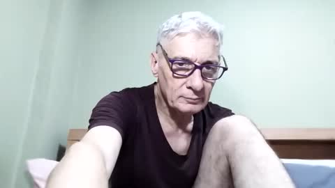 BIG UNCUT HARD COCK online show from 10-05-25, 04:00