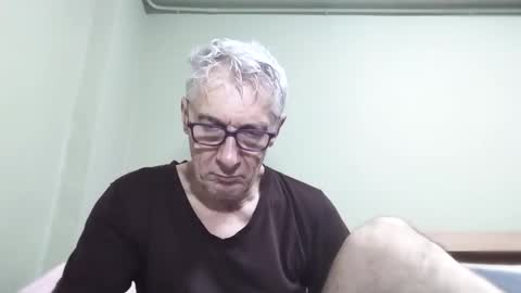 Snapshot of cucaio18 chatting on 11-01-25, 01:07 BIG UNCUT HARD COCK online show from 11-01-25, 01:07