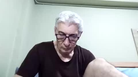 Snapshot of cucaio18 chatting on 11-05-25, 02:00 BIG UNCUT HARD COCK online show from 11-05-25, 02:00