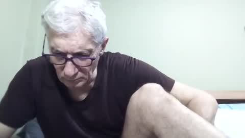 Snapshot of cucaio18 chatting on 11-10-25, 01:48 BIG UNCUT HARD COCK online show from 11-10-25, 01:48