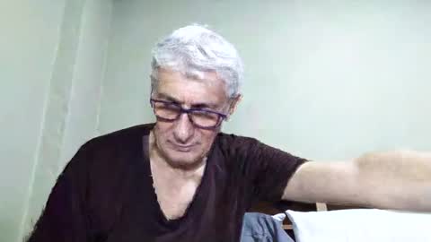 Snapshot of cucaio18 chatting on 11-23-25, 01:55 BIG UNCUT HARD COCK online show from 11-23-25, 01:55