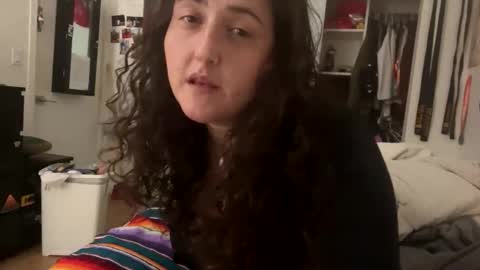 Snapshot of cuchinicole chatting on 11-24-25, 07:52 cuchinicole online show from 11-24-25, 07:52