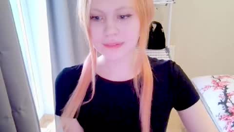 Snapshot of cuddlymisa chatting on 03-14-26, 06:19 Misa. online show from 03-14-26, 06:19