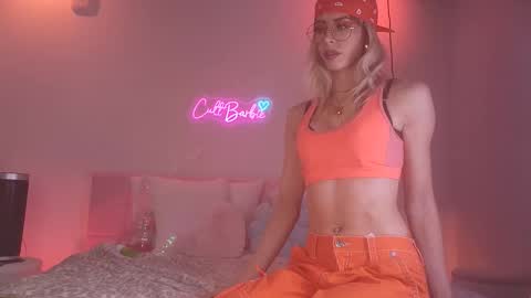 Cult Barbie online show from 10-20-25, 06:03