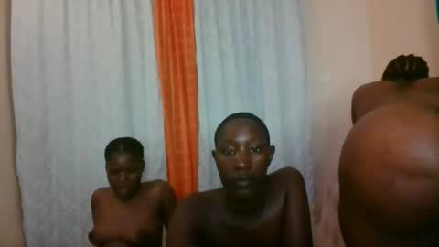 Cammy online show from 09-10-25, 07:47