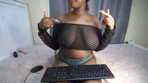 Snapshot of cum_central chatting on 10-21-25, 01:39 cum_central online show from 10-21-25, 01:39