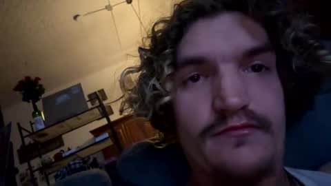 Snapshot of cum_dump_viktor chatting on 11-27-25, 07:32 cum_dump_viktor online show from 11-27-25, 07:32