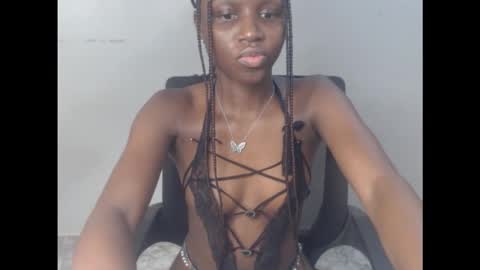 sophie online show from 09-24-25, 07:33